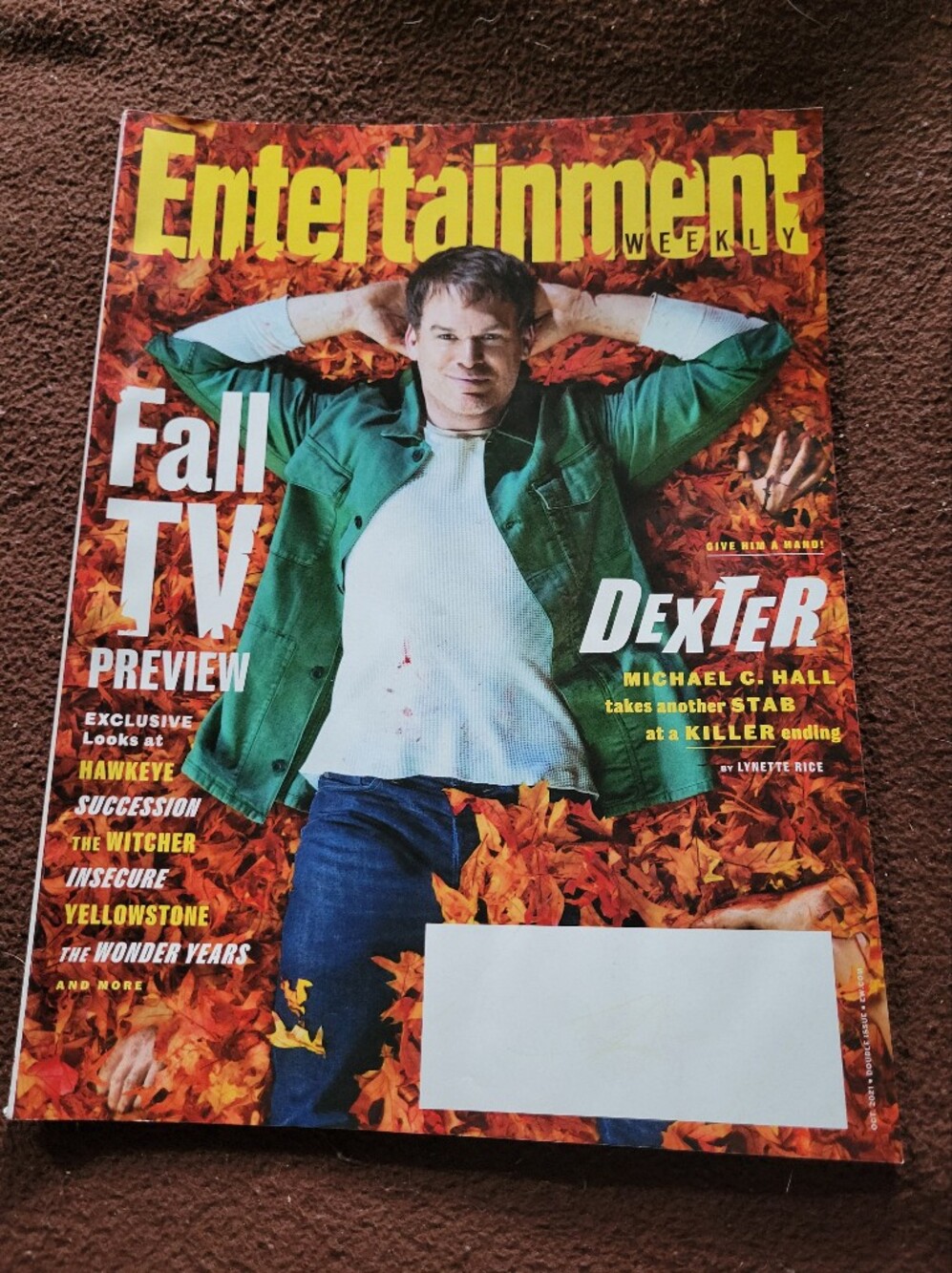 ENTERTAINMENT WEEKLY, DEXTER COVER, OCTOBER 2021. Some pages are wavy, see side